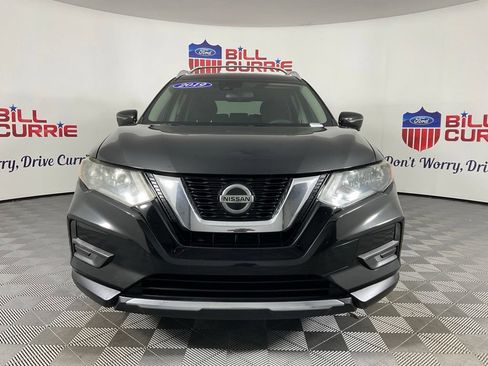 Used 2019 Nissan Rogue SV w/ Premium Package FWD image 8