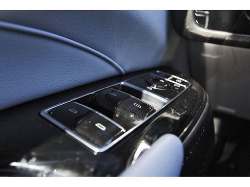 New 2026 Cadillac Lyriq Luxury image 15