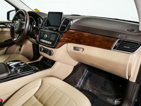 Used 2018 Mercedes-Benz GLS 450 4MATIC image 24