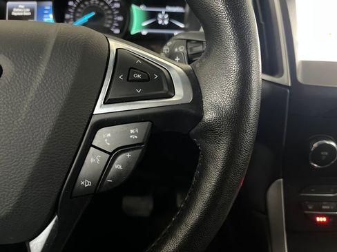 Used 2019 Ford Edge SEL w/ Equipment Group 201A AWD/4WD image 60
