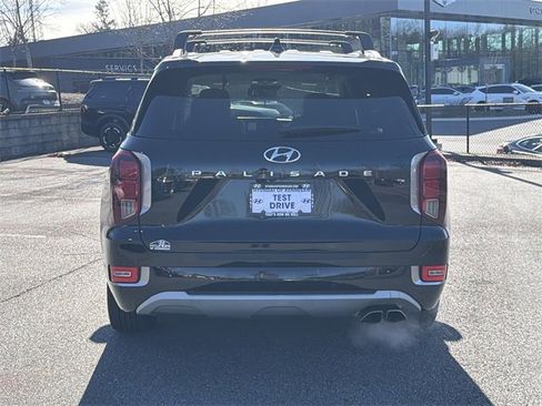 Used 2021 Hyundai Palisade Limited image 6
