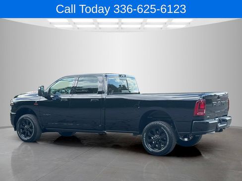 New 2025 RAM 2500 Laramie AWD/4WD image 4