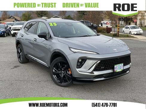 Certified 2025 Buick Envision Sport Touring image 1