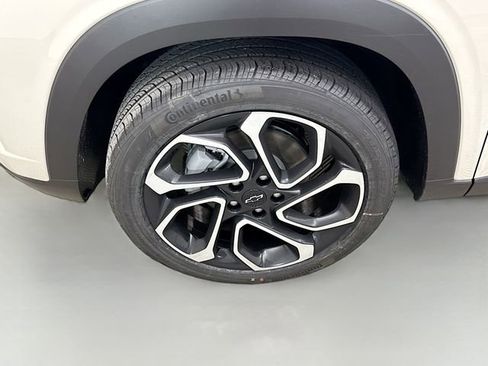 New 2026 Chevrolet Trax RS image 32