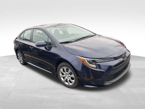 Used 2024 Toyota Corolla LE image 7