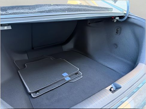 Used 2025 Honda Accord Touring image 16