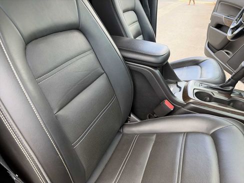 Used 2018 GMC Canyon Denali AWD/4WD image 24