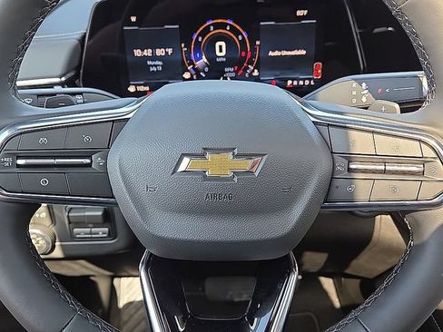New 2026 Chevrolet Suburban Premier AWD/4WD image 11