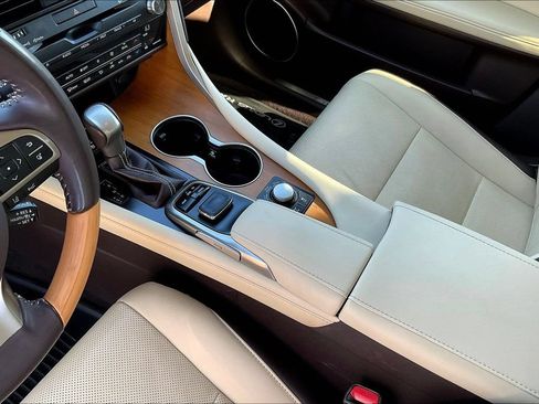 Used 2019 Lexus RX 350 AWD w/ Navigation Package image 18