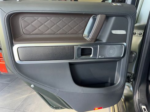 Used 2024 Mercedes-Benz G 550 image 23