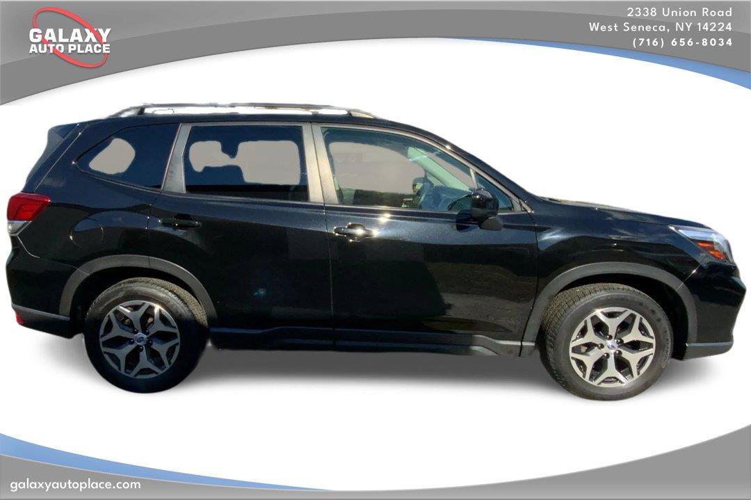 Used 2021 Subaru Forester Premium AWD/4WD image 4