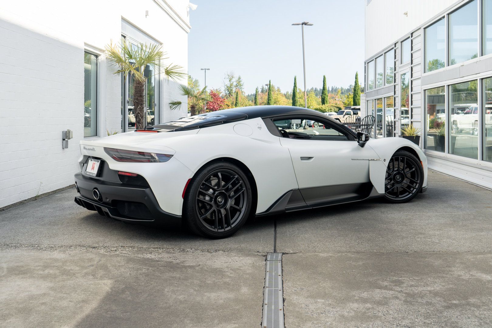 Used 2023 Maserati MC20 Coupe RWD image 10