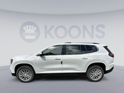 New 2026 GMC Acadia Denali w/ LPO, Floor Liner Package image 2