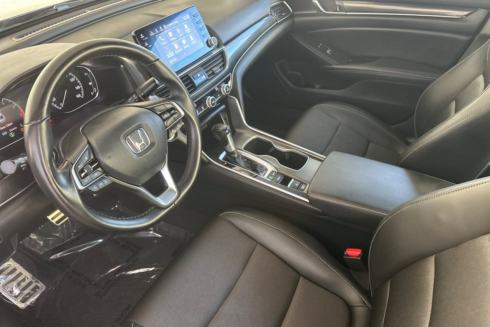 Used 2022 Honda Accord Sport image 4