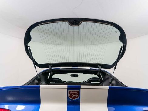 Used 1996 Dodge Viper GTS image 32