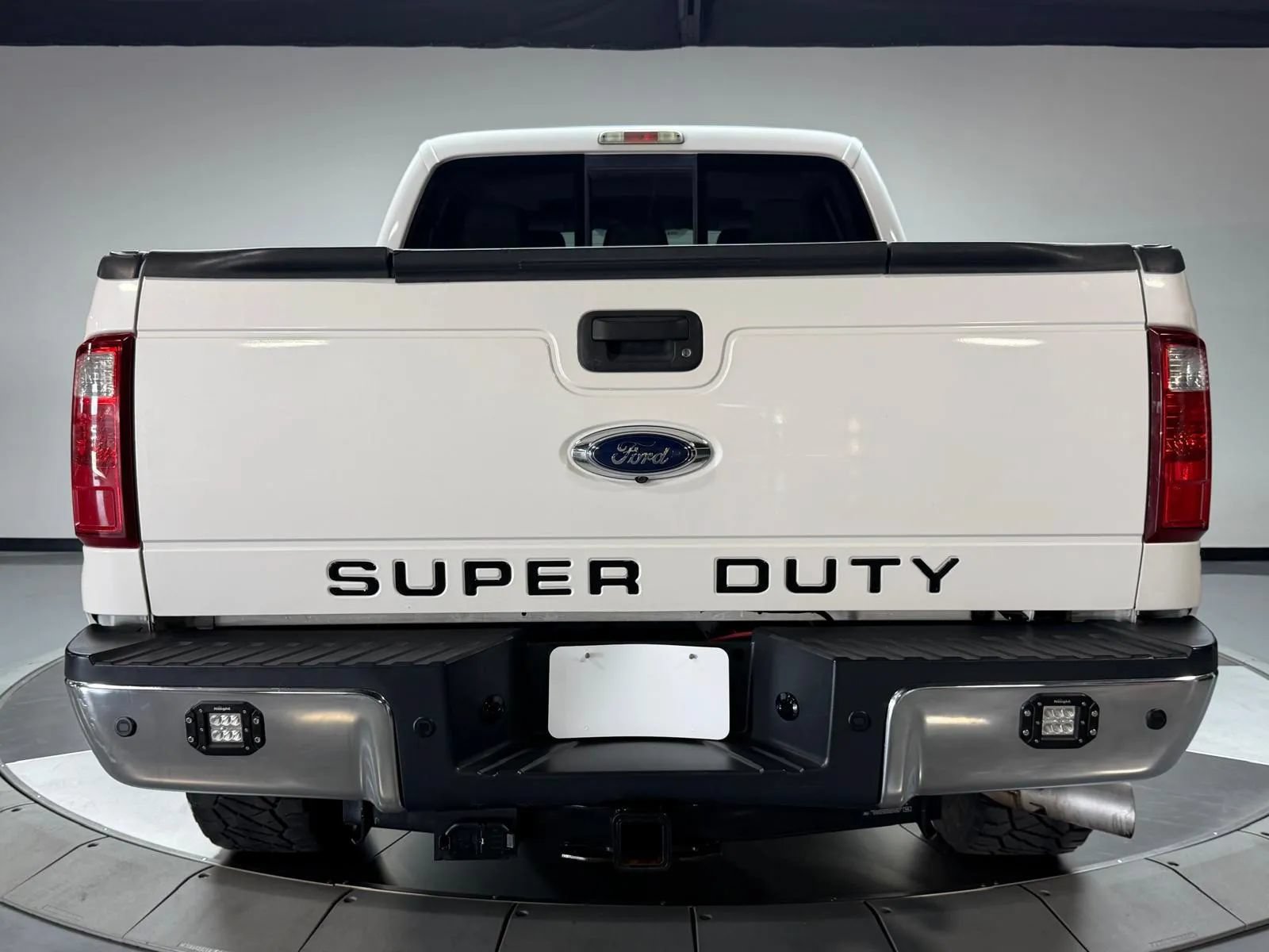 Used 2014 Ford F250 Lariat w/ Lariat Ultimate Package AWD/4WD image 5