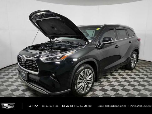 Used 2021 Toyota Highlander Platinum AWD/4WD image 35