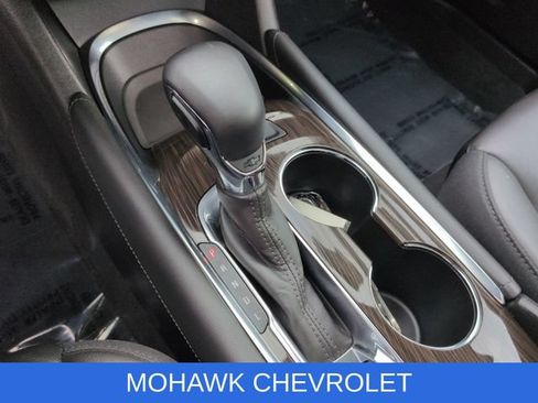 Used 2023 Chevrolet Malibu LT w/ Redline Edition FWD image 16