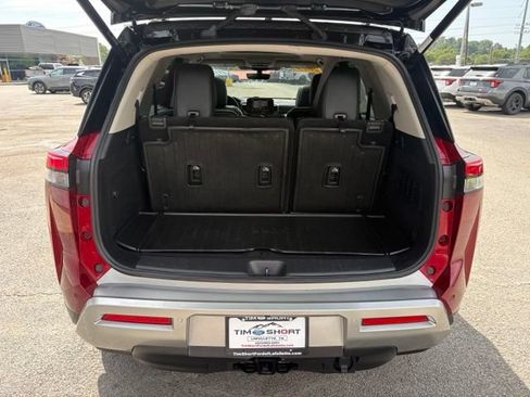 Used 2023 Nissan Pathfinder Platinum AWD/4WD image 36