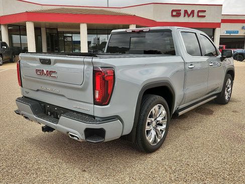 Used 2025 GMC Sierra 1500 Denali AWD/4WD image 4