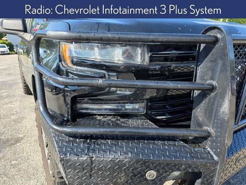 Used 2019 Chevrolet Silverado 1500 RST AWD/4WD image 14