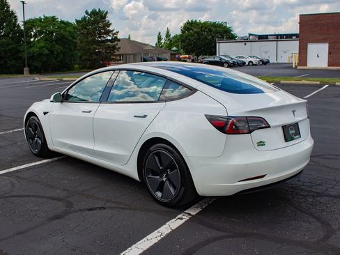Used 2021 Tesla Model 3 Standard Range Plus RWD image 7