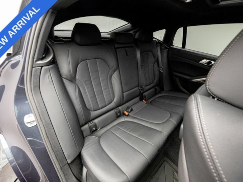 Used 2022 BMW X6 xDrive40i w/ M Sport Package AWD/4WD image 17