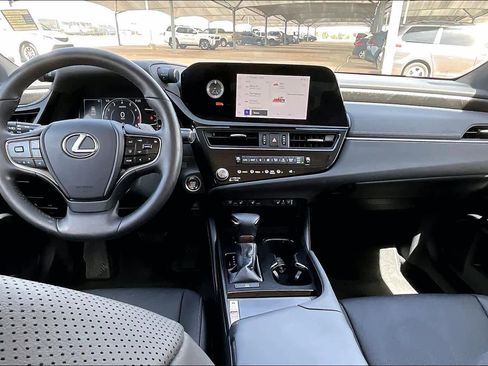 Used 2024 Lexus ES 350 w/ Premium Package image 15