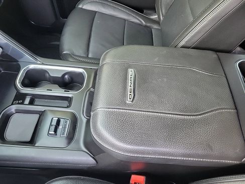 Used 2024 GMC Sierra 2500 Denali w/ Denali Reserve Package image 24