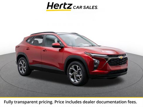 Used 2025 Chevrolet Trax LT w/ LT Convenience Package FWD image 1