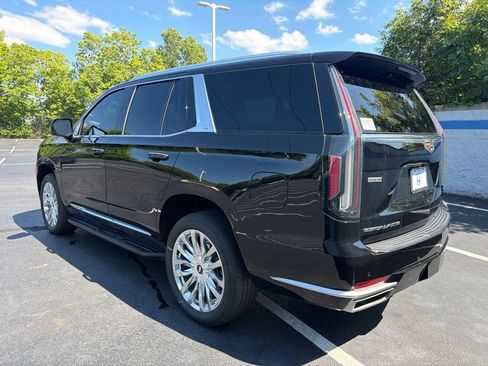 Used 2024 Cadillac Escalade Premium Luxury w/ LPO, Floor Liner Package AWD/4WD image 3