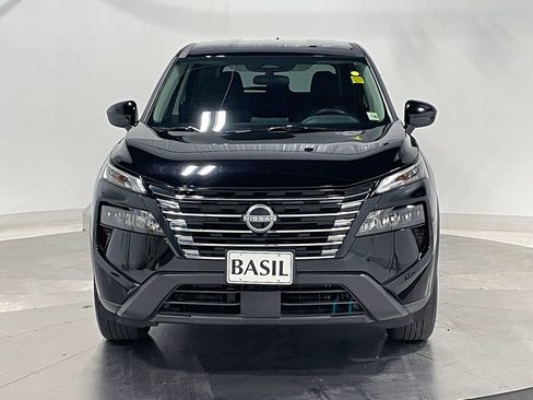 Used 2026 Nissan Rogue SV AWD/4WD image 9