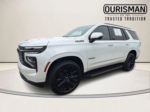Used 2025 Chevrolet Tahoe High Country w/ Sun And Tow Package AWD/4WD image 2