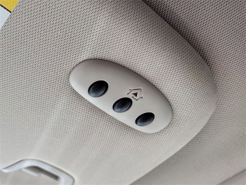 Certified 2023 Lincoln Nautilus Reserve image 24