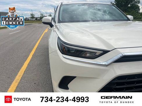 Used 2024 Toyota Grand Highlander AWD Hybrid image 15
