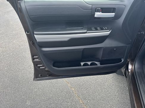 Used 2019 Toyota Tundra Limited image 10