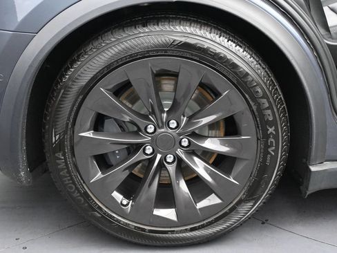 Used 2020 Tesla Model X Long Range AWD/4WD image 35