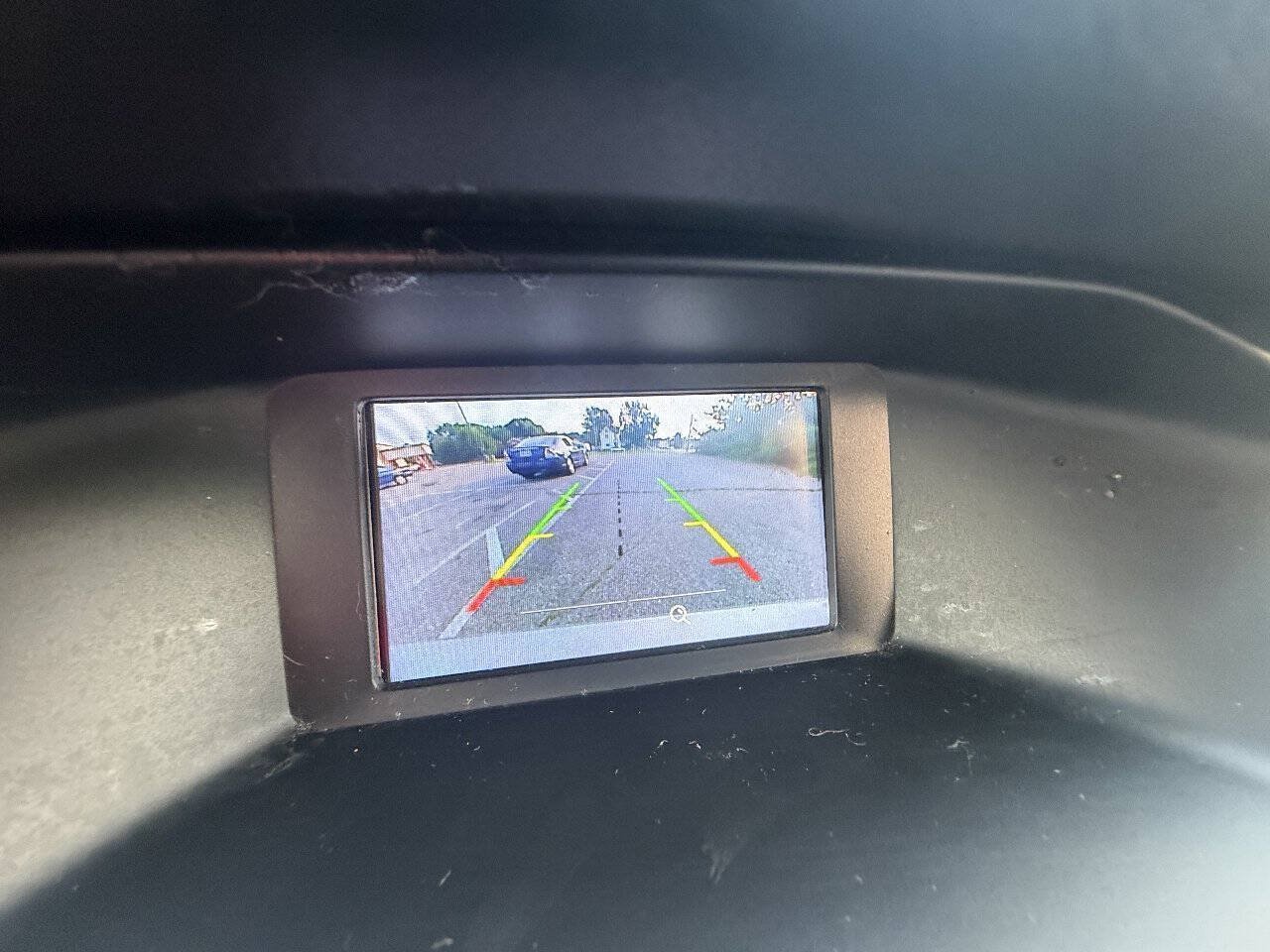 Used 2016 Ford Focus SE FWD image 16