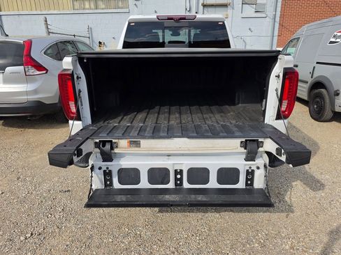 Used 2022 GMC Sierra 1500 Denali w/ Denali Reserve Package image 8