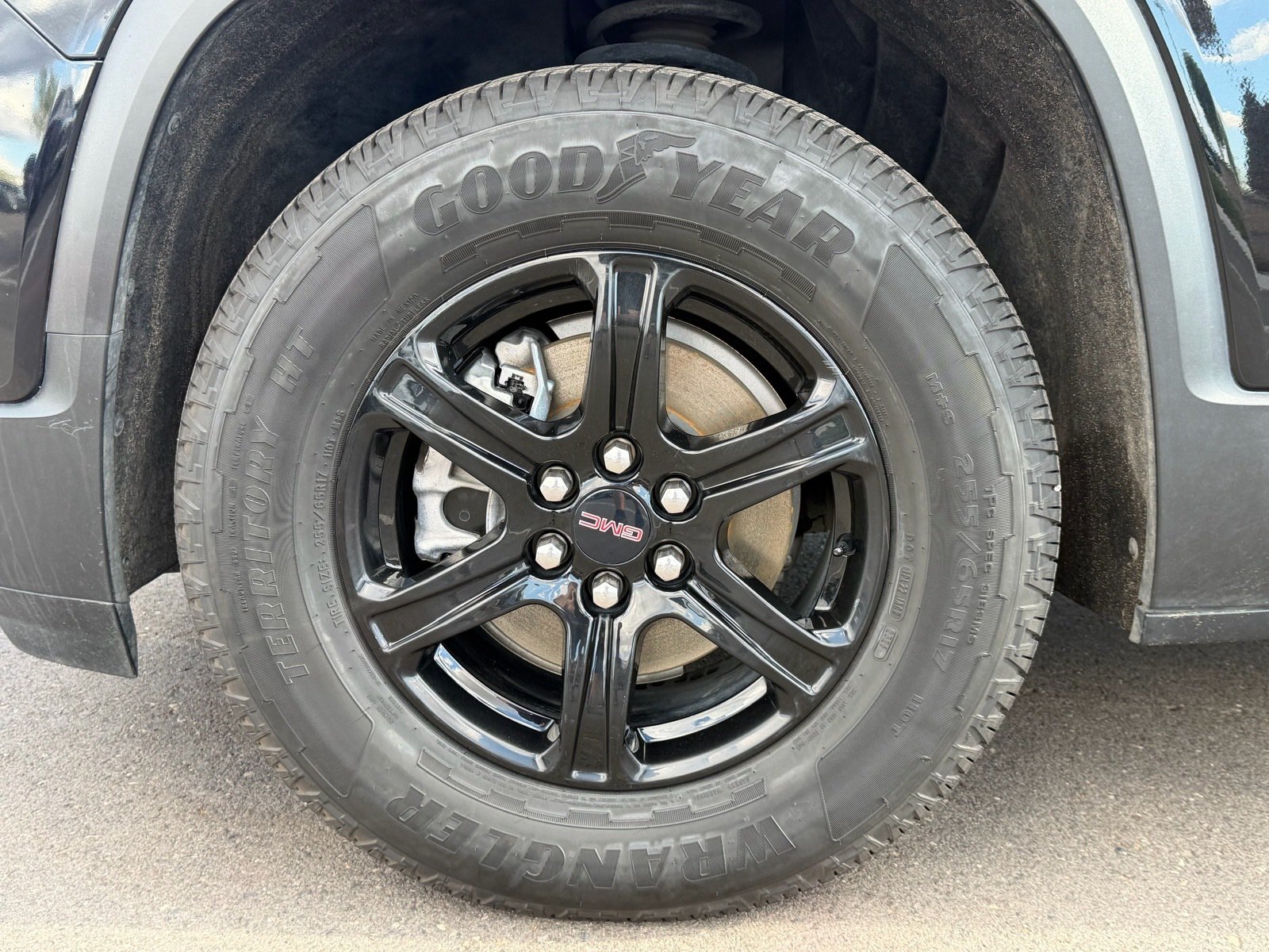 Used 2022 GMC Acadia AT4 w/ Preferred Package AWD/4WD image 9