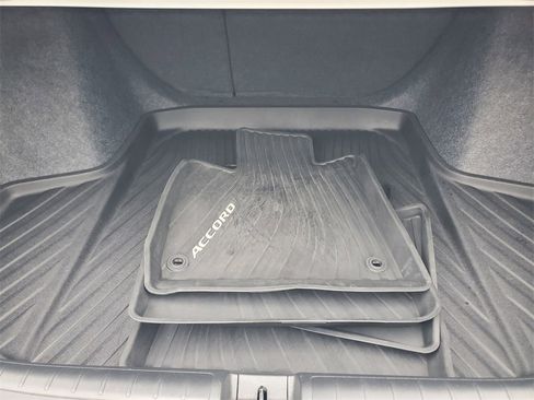 Used 2022 Honda Accord Sport image 8