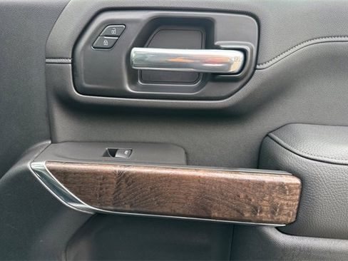 Used 2021 GMC Sierra 2500 Denali w/ Denali Ultimate Package image 21