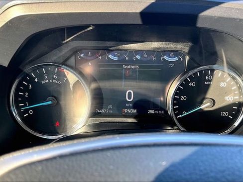 Used 2024 Ford Expedition Limited image 12