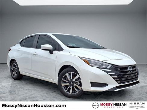 New 2025 Nissan Versa SV w/ Trunk Package image 1