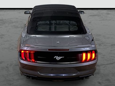 Used 2021 Ford Mustang Premium image 3