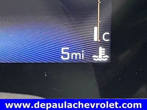 New 2026 Chevrolet Trax RS w/ Sunroof Package image 2