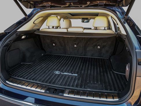 Used 2022 Lexus RX 450h AWD w/ Luxury Package image 52