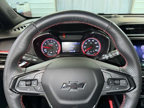 Certified 2023 Chevrolet TrailBlazer RS w/ Sun and Liftgate Package image 12