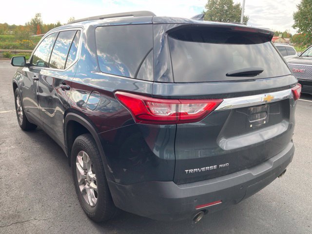 Used 2020 Chevrolet Traverse LT w/ Driver Confidence II Package AWD/4WD image 4