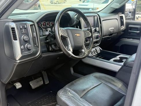 Used 2018 Chevrolet Silverado 3500 LTZ w/ Duramax Plus Package AWD/4WD image 17